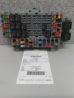 3611569 International 2361955 Replaces N/a Lt 2020 Fuse Box