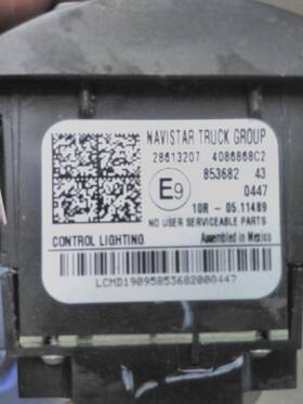 05.11489 International 2528576 Navistar 10r Mv Headlamp Switch 3807776
