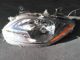 3862182 International 2574486 Lt 2014-2025 Headlamp Assembly