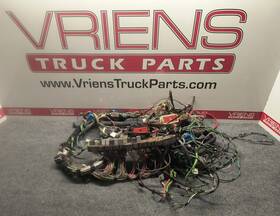 2591886c91 International - Harn Dash/ip 07 Bld To Vin