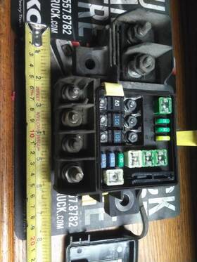 880188-01 International 2622110 Replaces 2017 Prostar 113 Fuse Box 3931960