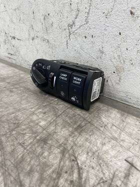 4066313f93 International 2022 Lt625 Headlight Switch 605-11256