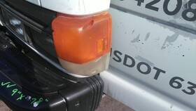 3818806 Isuzu 2538349 Nqr Turn Signal Light