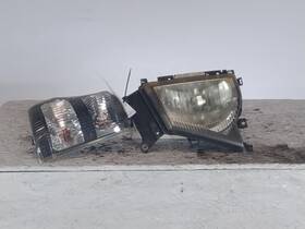 3864042 Isuzu 2575095 Nqr 2004-2007 Headlamp Assembly Right