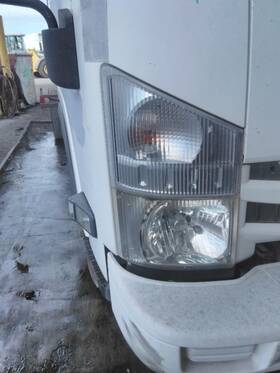 2635861 Isuzu For 2016 Npr 2008-2022 Headlight Right Fl