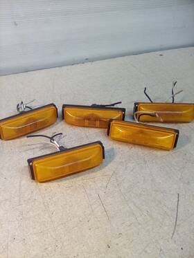 06331 Kenworth Lot Of 5 Trucklite Clearance Lights