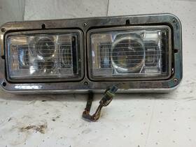 114.kwhc99 Kenworth 1999 T800 Right Passenger Headlight Led 12308664 114.kwhc99 Kenworth 1999 T800 Right Passenger Headlight Led 12308664