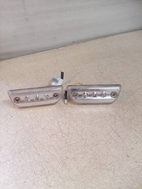 P54-1283-500 Paccar Lot Of 2 Led Clear Marker Lamp P54-1283-500 Paccar Lot Of 2 Led Clear Marker Lamp