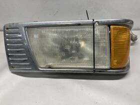 14304aa Peterbilt 1987-2001 377 Right/passenger Headlamp - Used P/n