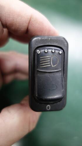 16-07417-8a8eef1a11 Peterbilt Headlight Switch