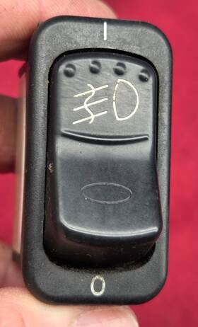 16-07417-6abeef1a11 Peterbilt 16074176a Rocker Switch Fog Light