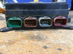 3443957 Peterbilt 2212483 220 Fuse Box