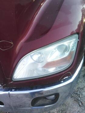 3658492 Peterbilt 2378572 579 2016 Headlamp Assembly