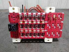 90-1192-002 Peterbilt 2378648 387 Fuse Box 3630058