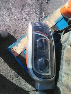 3766043 Peterbilt 2498103 389 Headlamp Assembly