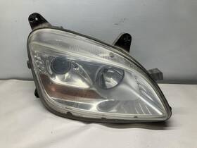 P54-6102-11000r Peterbilt 2012-2021 579 Right/passenger Headlamp - Used P/n P54610211000r