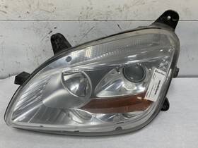 P54-6163-100 Peterbilt 2012-2021 579 Left/driver Headlamp - Used P/n P546163100