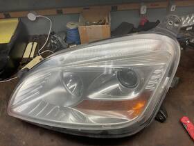 P54-6163-100l Peterbilt Paccar Left Headlight Assembly Pn