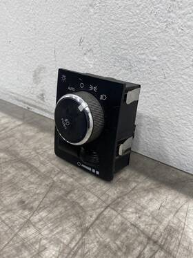 605-11245 Ram 12624 2016 5500 Headlight Switch