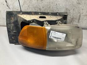 Fght-13005a Sterling 1996-2010 A9513 Right/passenger Headlamp - Used P/n Fght13005a Fght-13005a Sterling 1996-2010 A9513 Right/passenger Headlamp - Used P/n Fght13005a