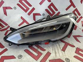 1053570-00-a Tesla Model S Front Left Headlight