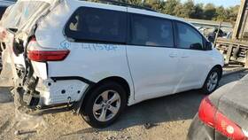 663.to1q17 Toyota Sienna 2017 Fuse Box Cabin 3583903