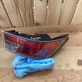 81681-60130 Toyota 8168160130 Genuine Lens And Body Back-up Lamp Lh