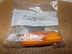 19001y Truck-lite Amber Side Marker Light With Base New Last One Fast Shipping 19001y Truck-lite Amber Side Marker Light With Base New Last One Fast Shipping