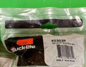 60302r Truck-lite New 60 Series Grommet Mount Combo Tail Light Lot Of 2 Ships Free