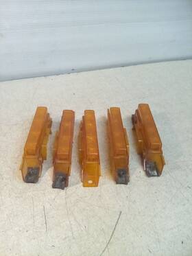 20414510 Volvo Lot Of 5 Vnl Trucklite Amber Clearance Lights