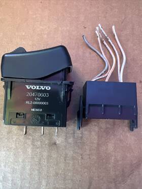 20470603 Volvo Oem Air Suspension Dump Switch Plug Included
