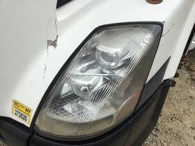 3293360 Volvo 2075180 Vnl Headlamp Assembly