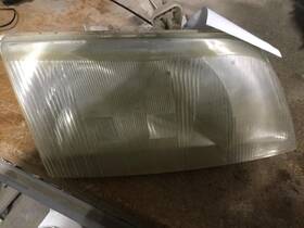3379333 Volvo 2154790 Vnm Headlamp Assembly