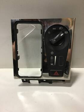3434046 Volvo 2203696 655207 Vnl 2006 Headlamp Switch 3434046 Volvo 2203696 655207 Vnl 2006 Headlamp Switch