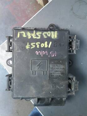 3475281 Volvo 2241097 Replaces N/a 2015 Vnl Fuse Box