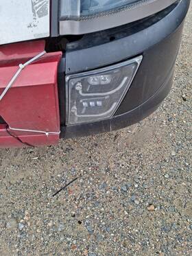 3492162 Volvo 2256248 Vnl Fog Light