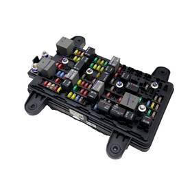 22754870 Volvo 2019 - 2023 Vnl 760 D13 Fuse Relay Junction Box Block Module Oem