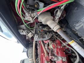 3540617 Volvo 2298633 Vnl Fuse Box