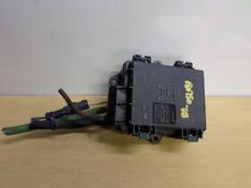 Pa66-gf14 Volvo 2309474 Replaces Vnl 2014 Fuse Box 3553268