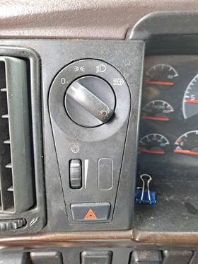 3577960 Volvo 2331411 Vnl Headlamp Switch