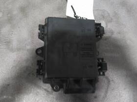 3582721 Volvo 2335931 Vnm Fuse Box