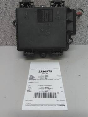 3639208 Volvo 2386979 N/a Vnl Fuse Box
