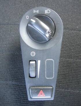 20953578-p07 Volvo 2412171 Vnm 2008 Headlamp Switch 3666857