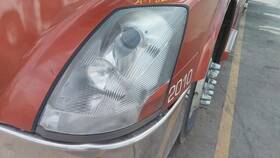 3838553 Volvo 2555700 Vnl Headlamp Assembly