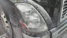 3884207 Volvo 2589620 Vnl Headlamp Assembly Right