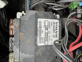 3892216 Volvo 2593002 2004 Vnl Light Control Module