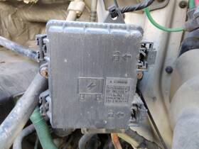 3902138 Volvo 2597988 Vnl Fuse Box