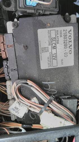 21803208-03 Volvo 2608249 2017 Vnl Light Control Module 3916330