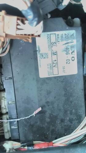 3918403 Volvo 2610085 2009 Vnl Light Control Module