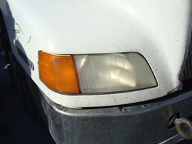 Ggr409657 Volvo Vnl Headlamp Assembly 5489